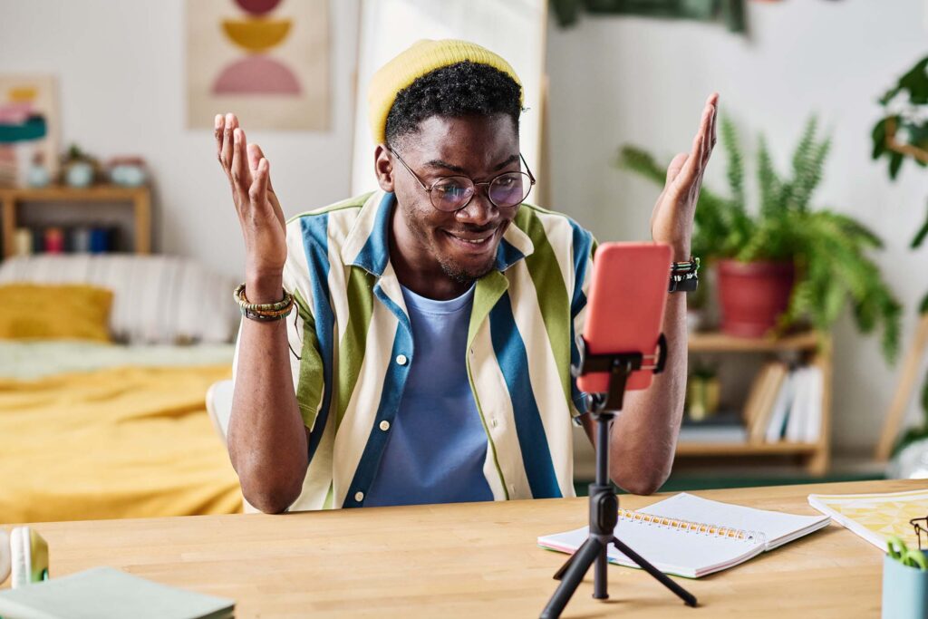 THE PROBLEM HIRING REMOTE DEVELOPERS IS COMPLICATED